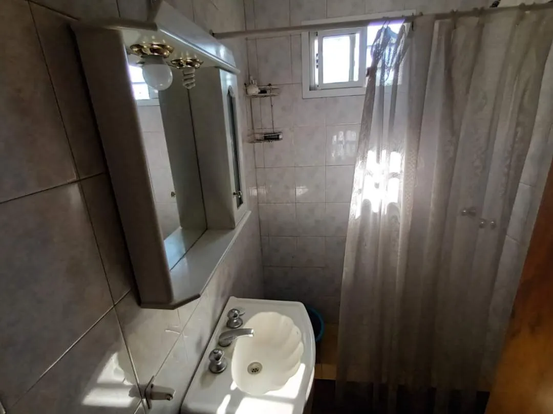 CHALET 3 AMBIENTES EN VENTA ( lote 16x35 )