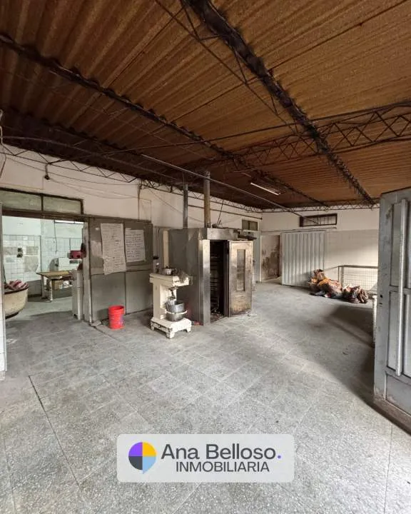 LOCAL COMERCIAL + OFICINA + SECTOR FABRICA