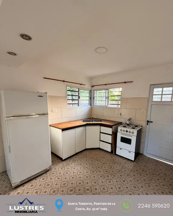 EN VENTA CASA CON AMPLIO TERRENO