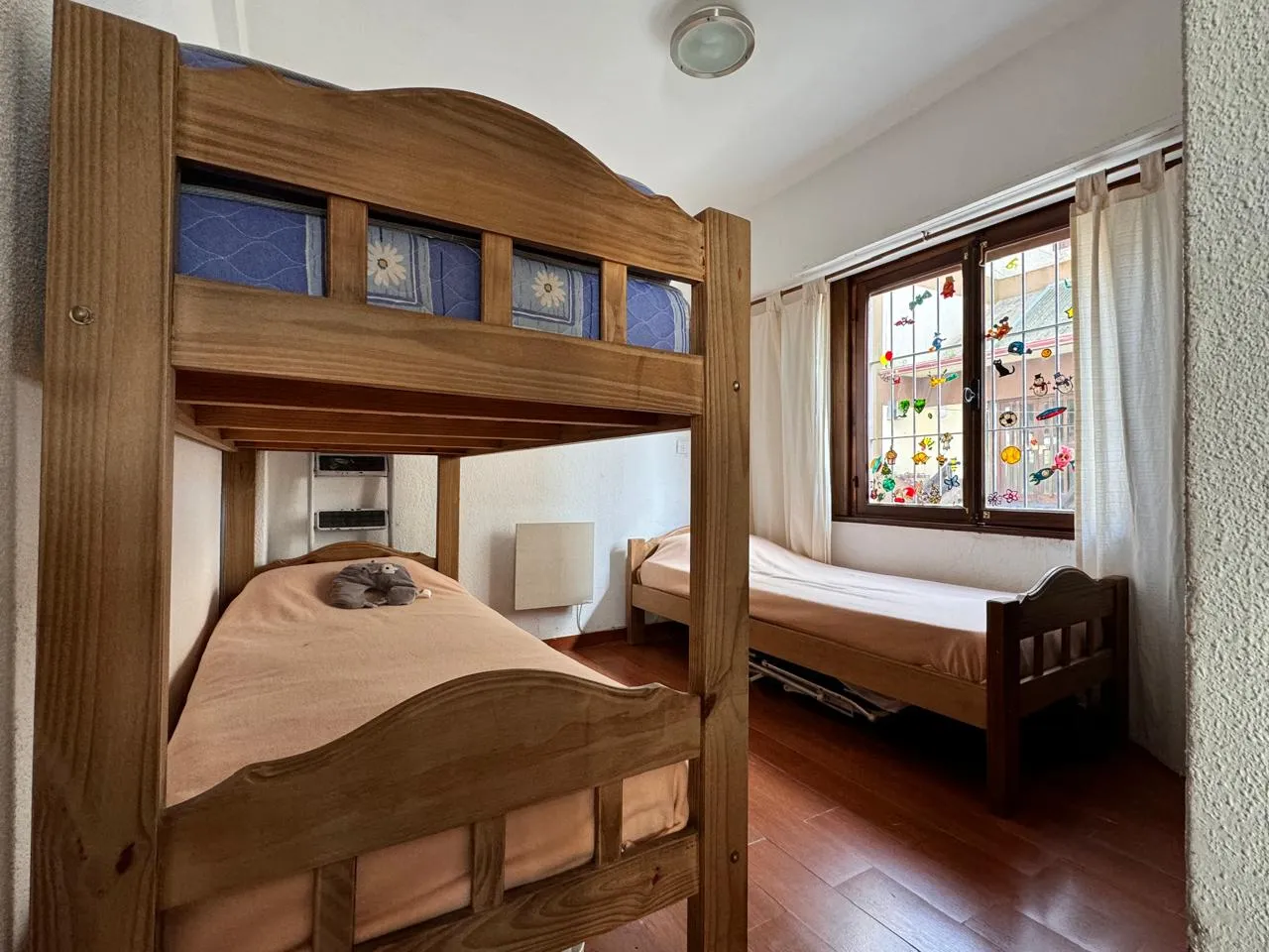Departamento de 3 ambientes con cochera. zona duplex