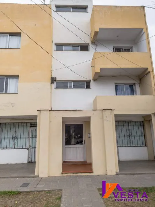 AV DEL BICENTENARIO * DEPARTAMENTO EN VENTA *