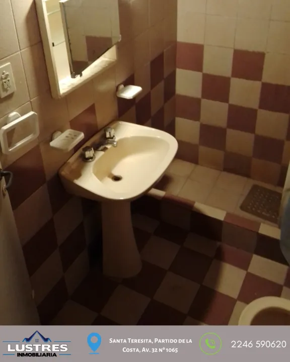 CASA EN VENTA, SANTA TERESITA