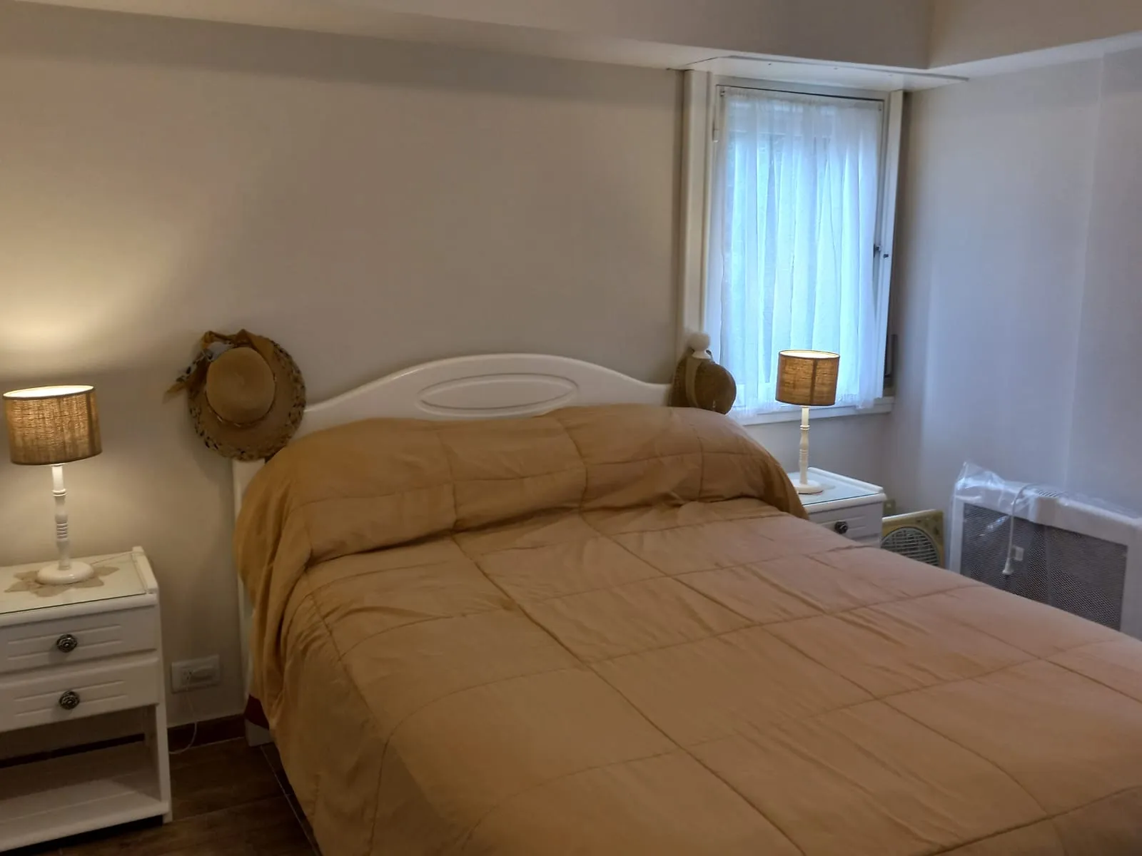 Departamento 2 Amb centro con COCHERA DOBLE , alquiler y venta