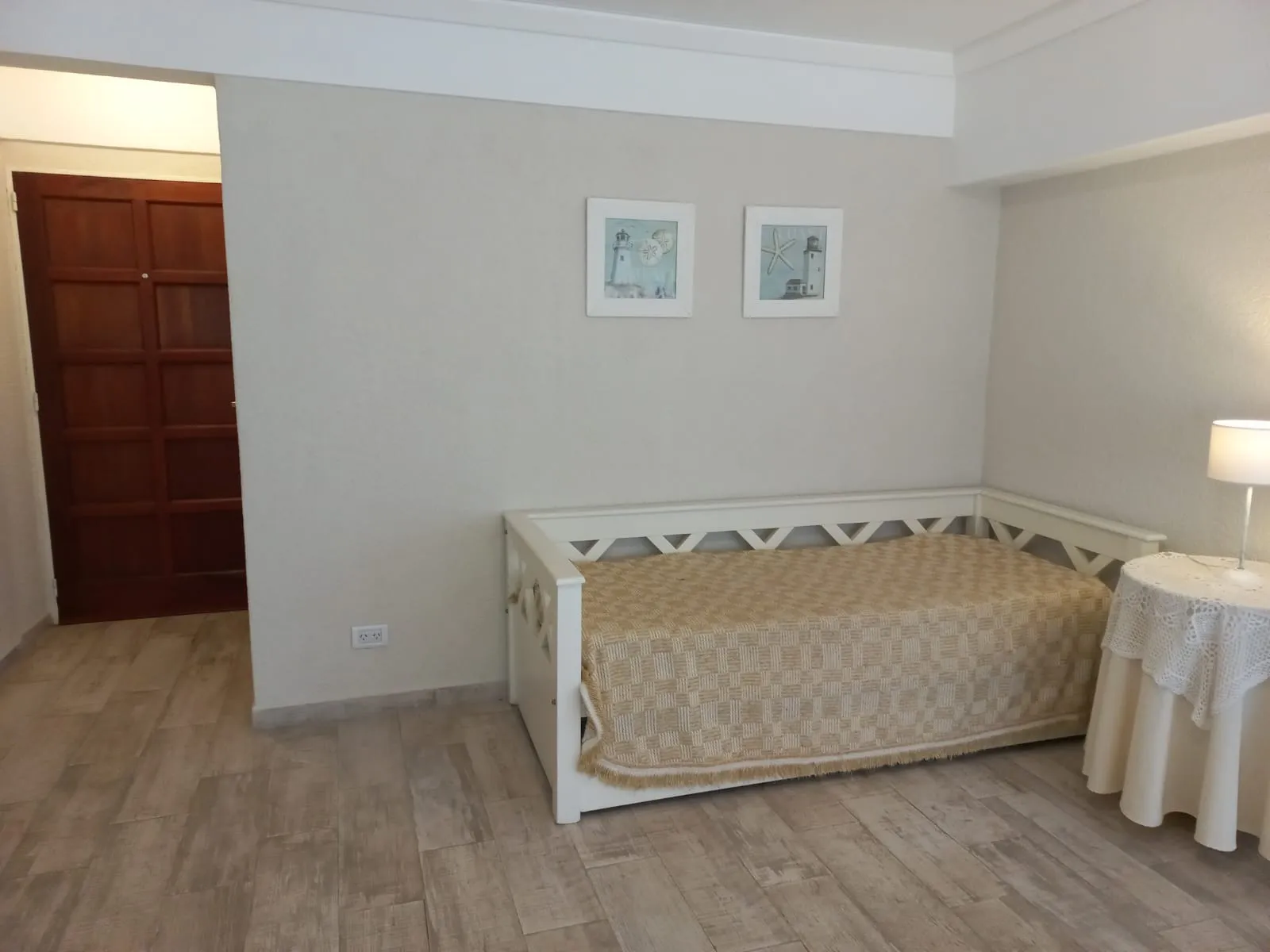 Departamento 2 Amb centro con COCHERA DOBLE , alquiler y venta