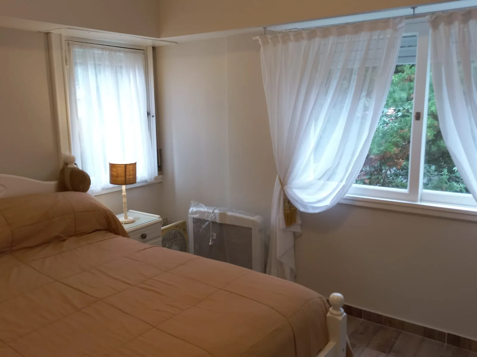 Departamento 2 Amb centro con COCHERA DOBLE , alquiler y venta