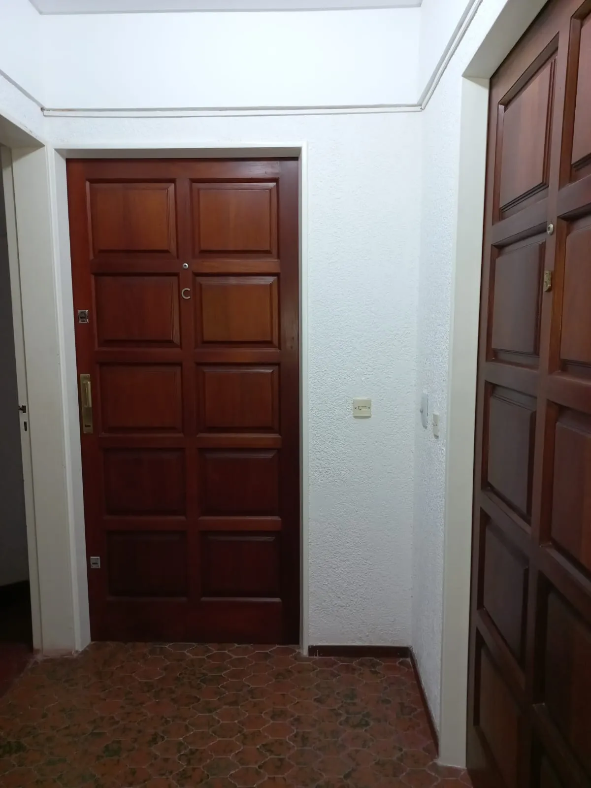 Departamento 2 Amb centro con COCHERA DOBLE , alquiler y venta