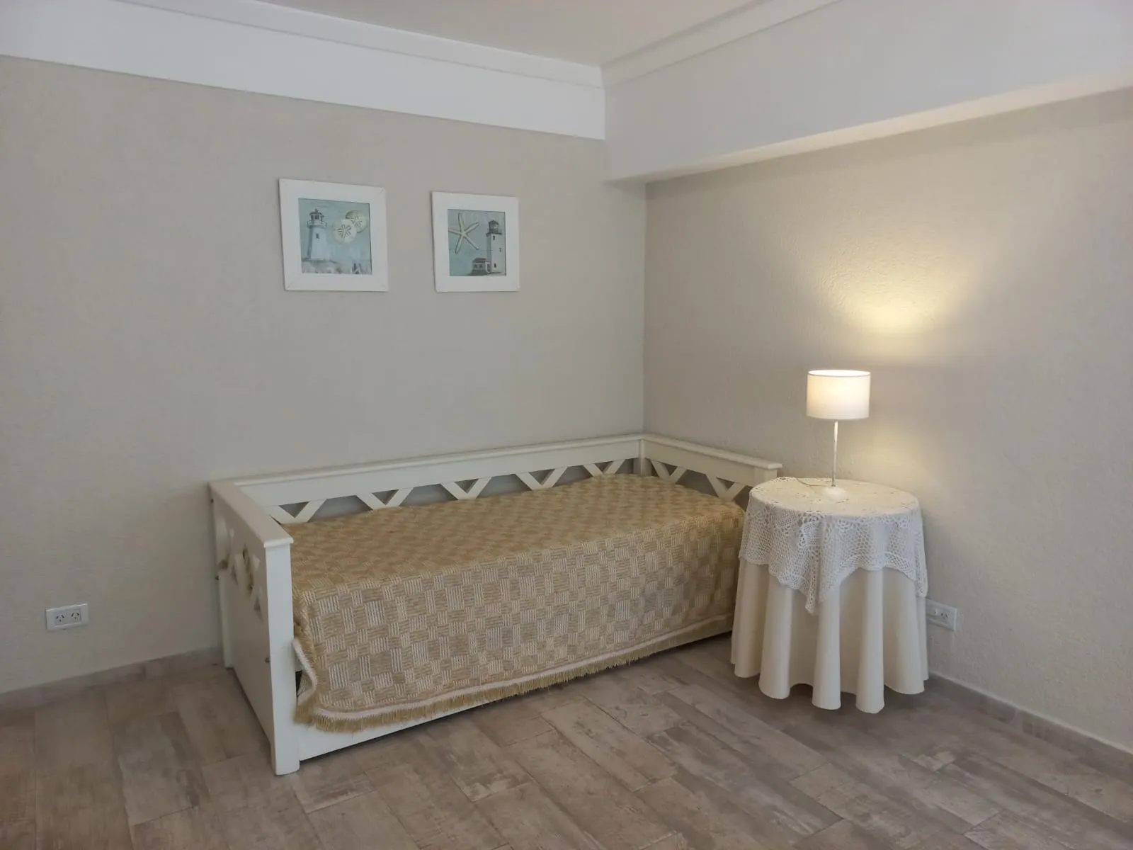 Departamento 2 Amb centro con COCHERA DOBLE , alquiler y venta