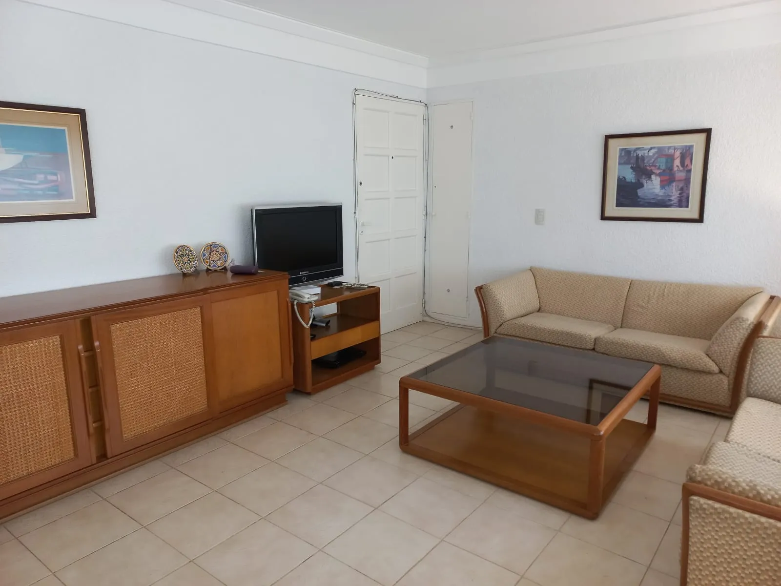 Departamento Centrico 4 Ambientes y cochera doble