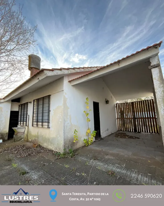 CASA CON 3 AMBIENTES Y AMPLIO LOTE EN VENTA, SANTA TERESITA