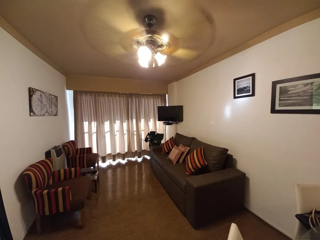 Departamento 3 ambientes impecable. centro