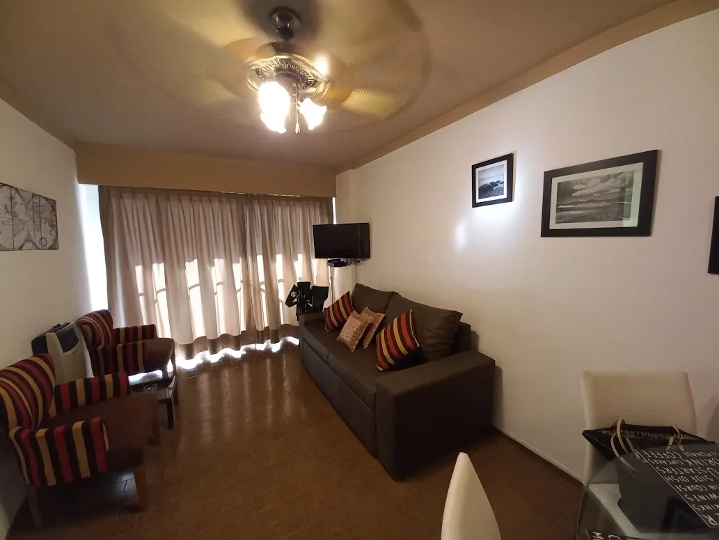 Departamento 3 ambientes impecable. centro