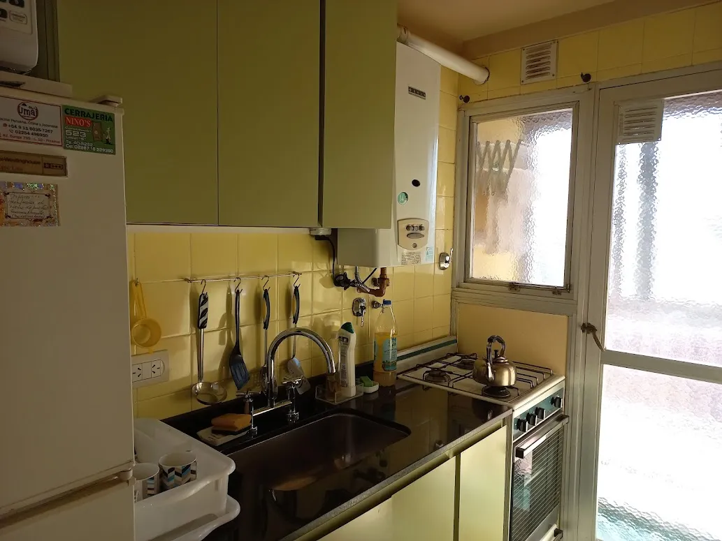 Departamento 3 ambientes impecable. centro