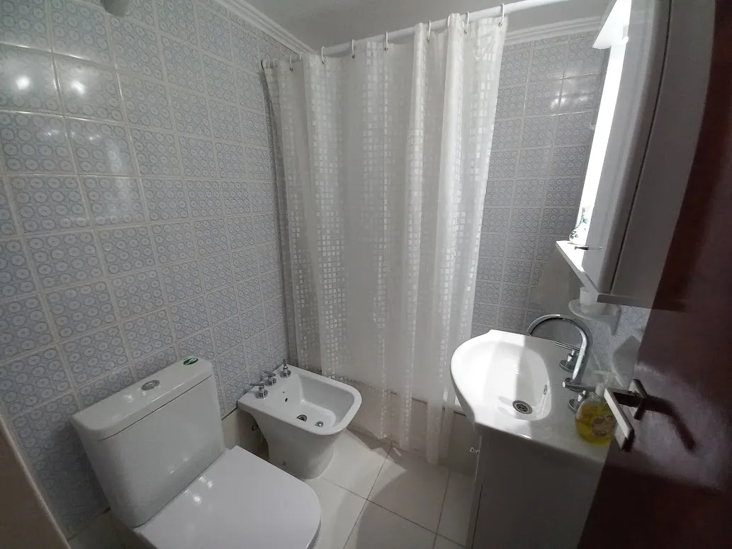 Departamento 3 ambientes impecable. centro