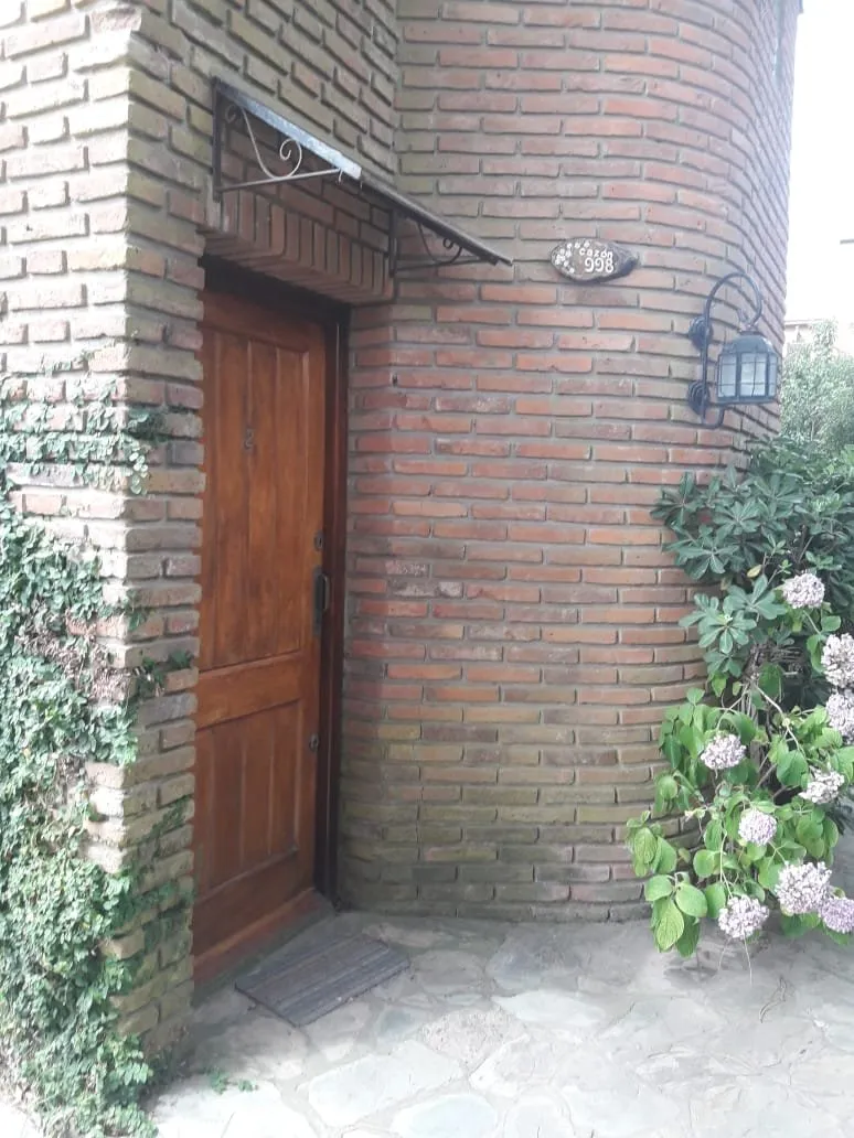 Duplex Tipo Casa , Jardin Propio . Independiente