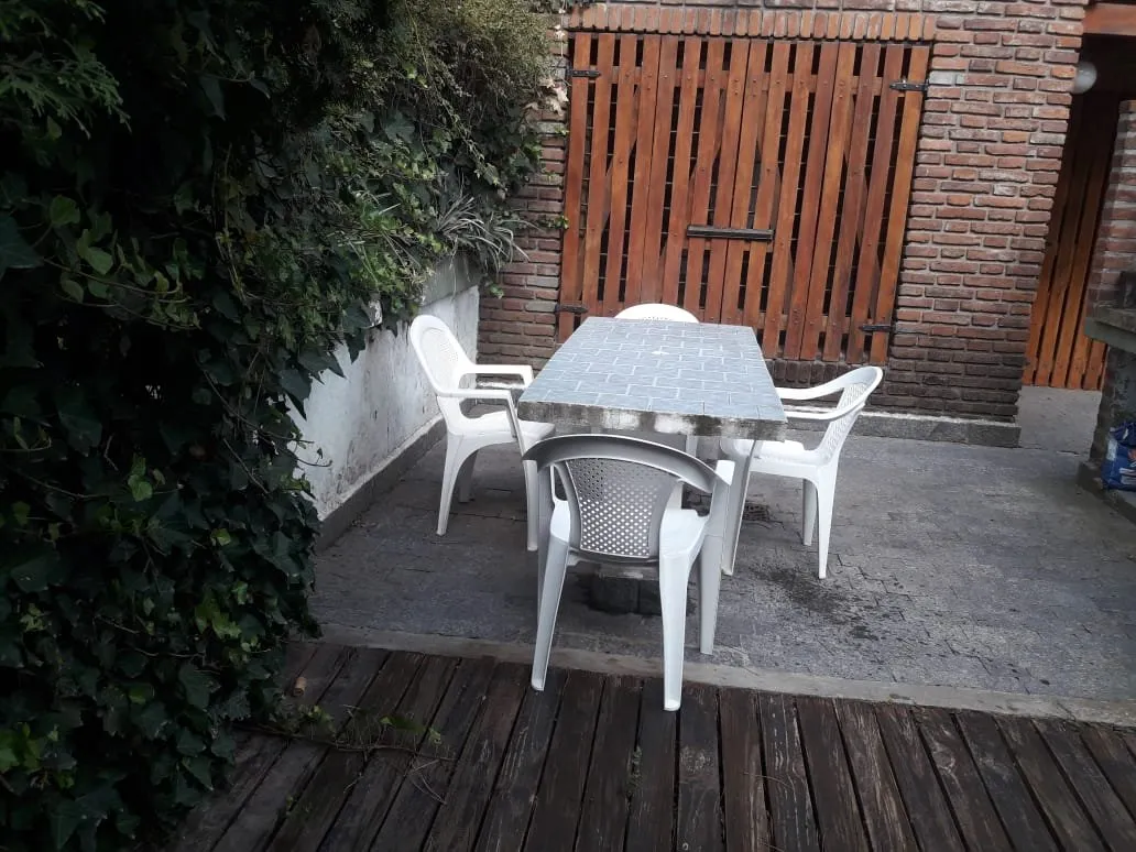 Duplex Tipo Casa , Jardin Propio . Independiente