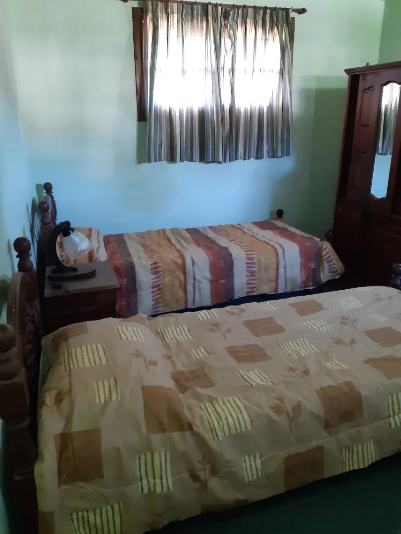 Duplex tipo casa ( acceso directo desde la calle, individual )