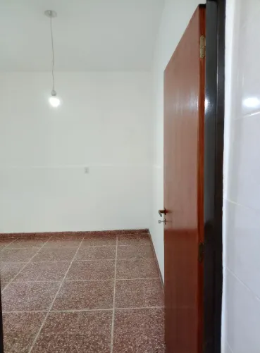 PH DEPTO  MUY BIEN UBICADO RECICLADO      MUY LUMINOSO  -  SE ESCUCHAN PROPUESTAS !!!!!