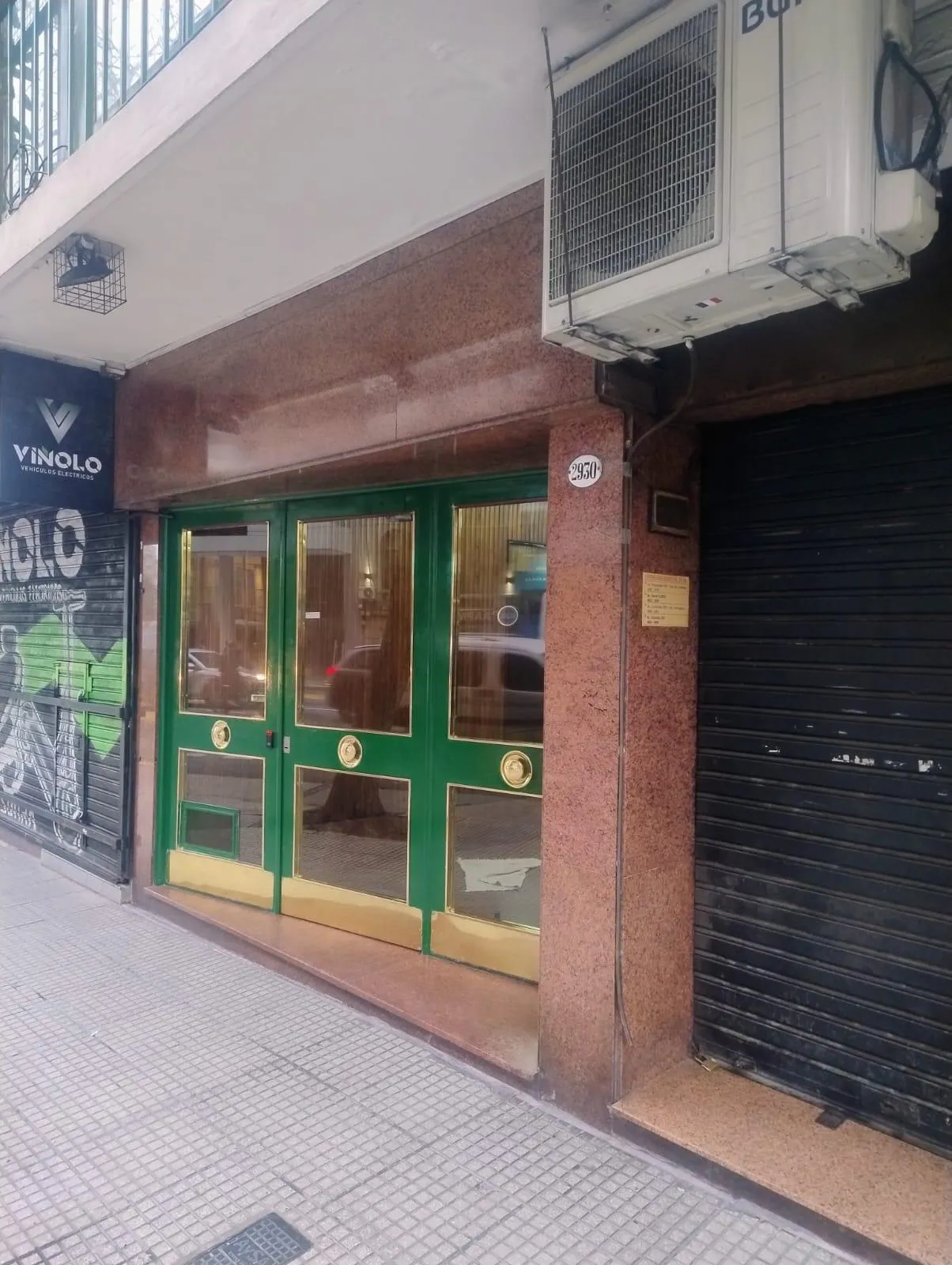 3 ambientes al fte mas dependencia  c balcon  -