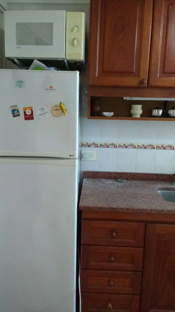 Departamento de 2 Ambientes vista parcial al mar