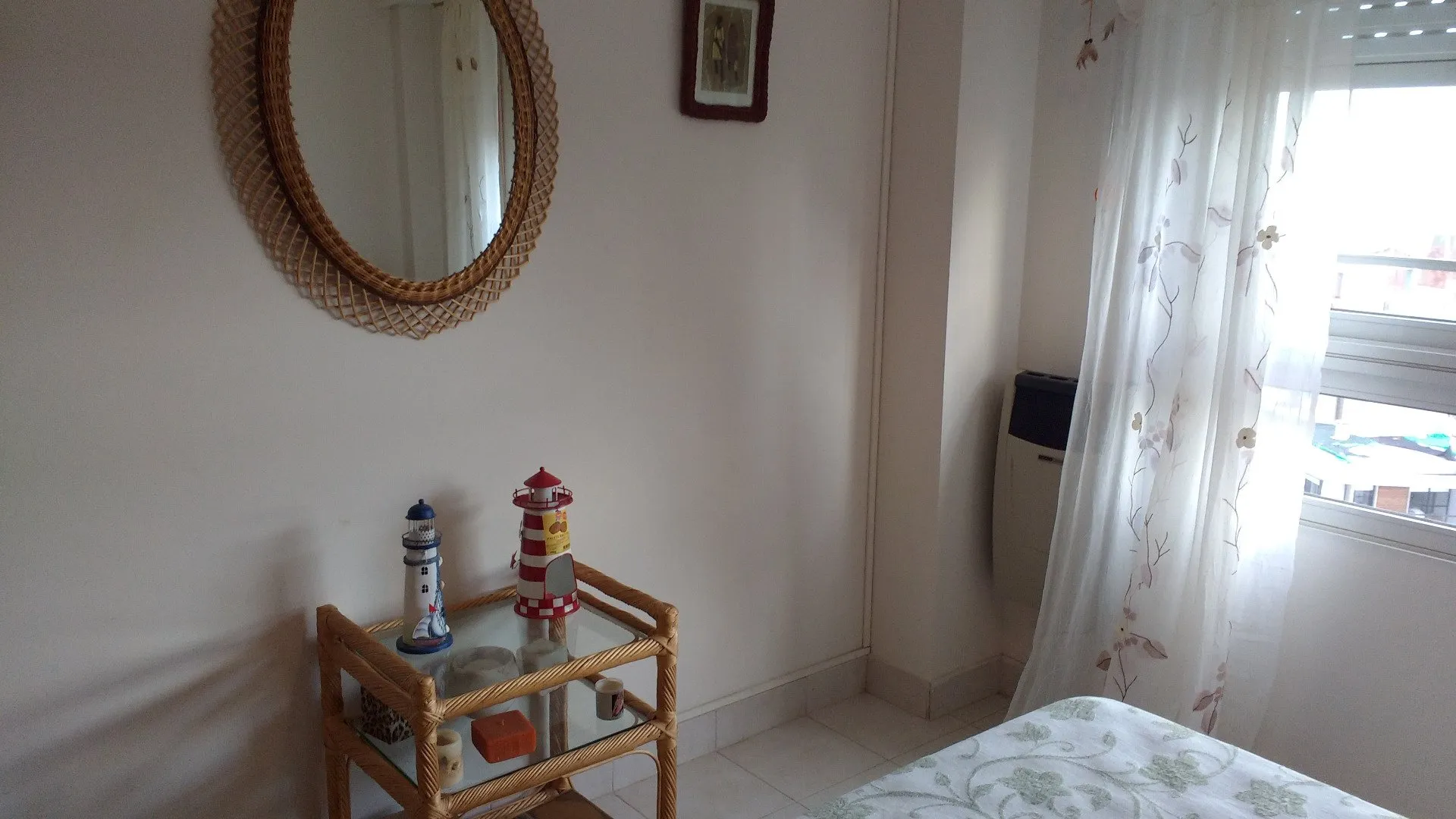 Departamento de 2 Ambientes vista parcial al mar