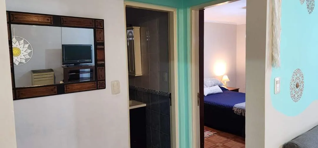 Casa chalet de 3 ambientes + Departamento 1 ambiente en Venta en Miramar, Buenos Aires