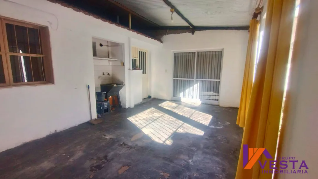 BARRIO LOS LAPACHOS-CASA-VENTA–ZONA SUR-SALTA