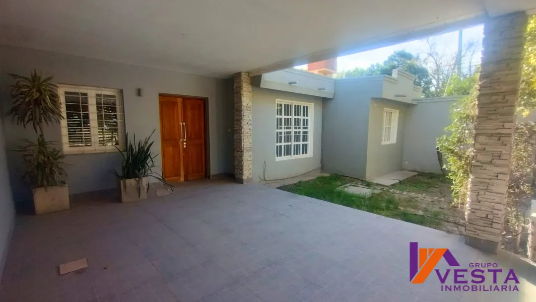 BARRIO LOS LAPACHOS-CASA-VENTA–ZONA SUR-SALTA
