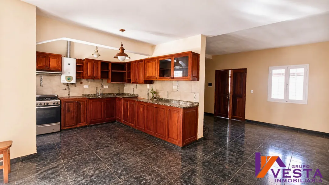 BARRIO LOS LAPACHOS-CASA-VENTA–ZONA SUR-SALTA