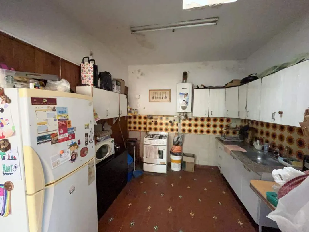 Casa a reciclar- Lote propio-Venta-Parque Chacabuco