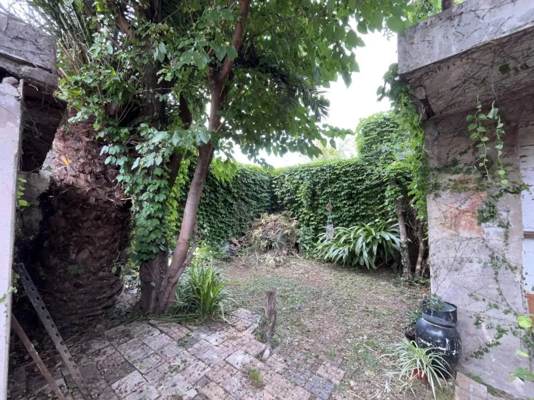 Casa a reciclar- Lote propio-Venta-Parque Chacabuco