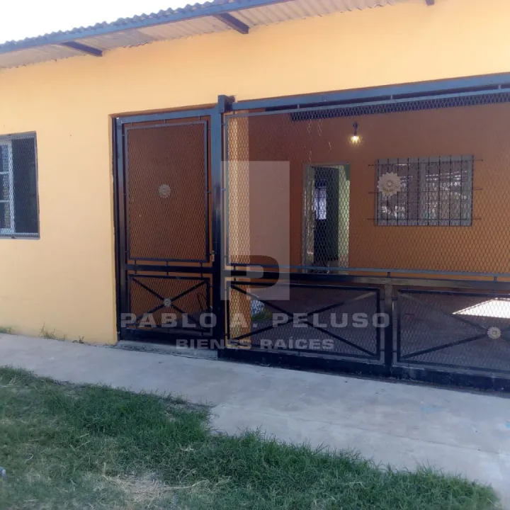 ALQUILER CASA 3 AMBIENTES EN PONTEVEDRA.MERLO. ZONA OESTE. BUENOS AIRES.