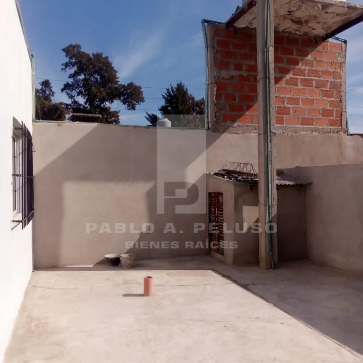 ALQUILER CASA 3 AMBIENTES EN PONTEVEDRA.MERLO. ZONA OESTE. BUENOS AIRES.