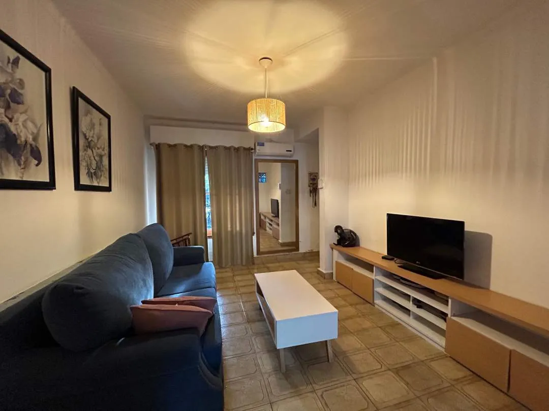 Casa 7x20 en Venta-Ciudad Jardín