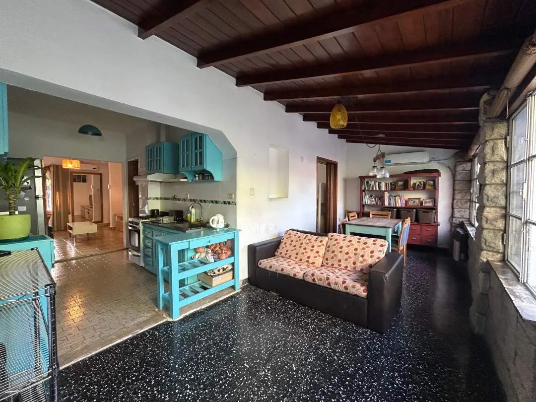 Casa 7x20 en Venta-Ciudad Jardín