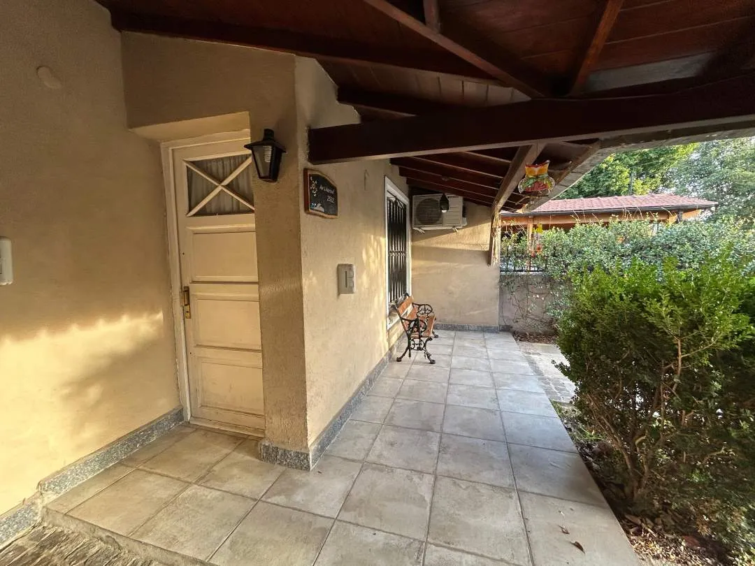 Casa 7x20 en Venta-Ciudad Jardín