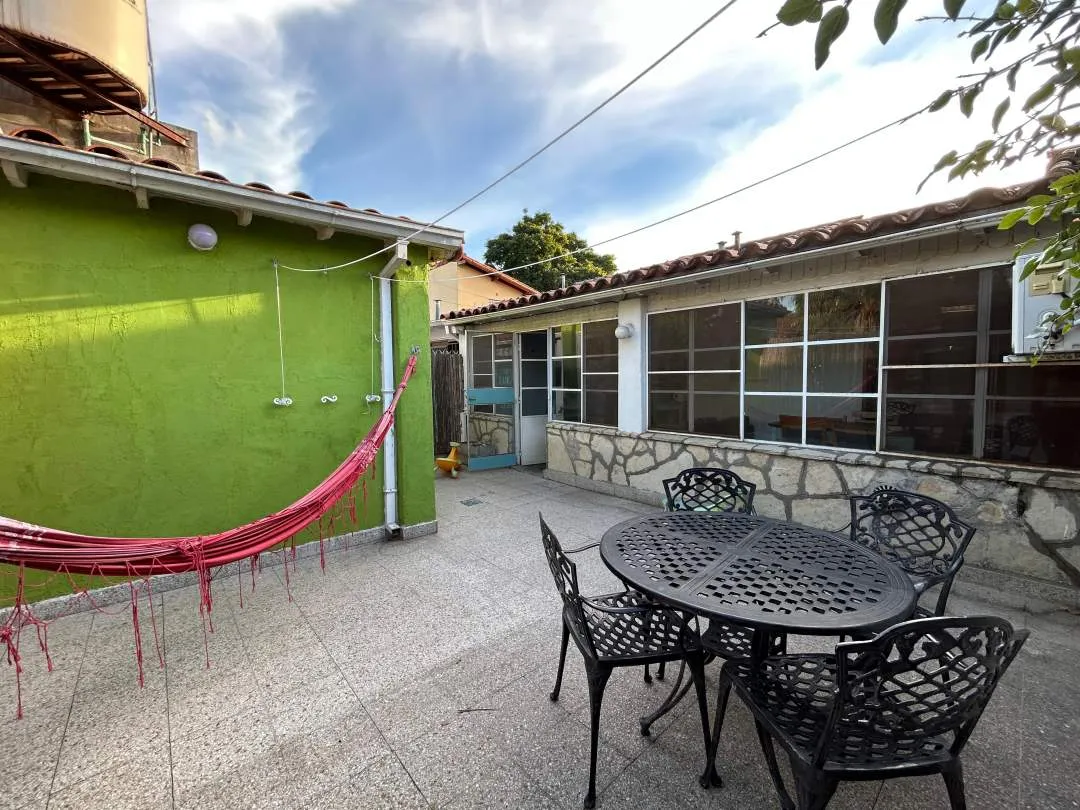 Casa 7x20 en Venta-Ciudad Jardín