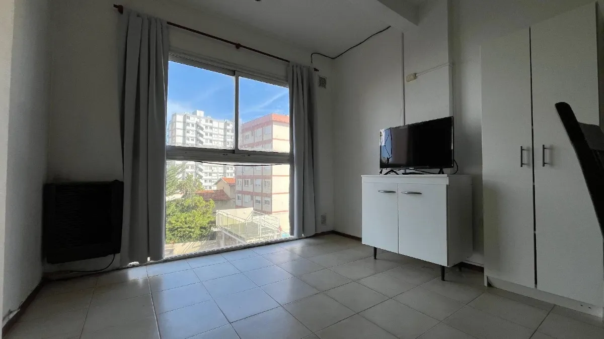 Departamento En Venta En Gesell Centro