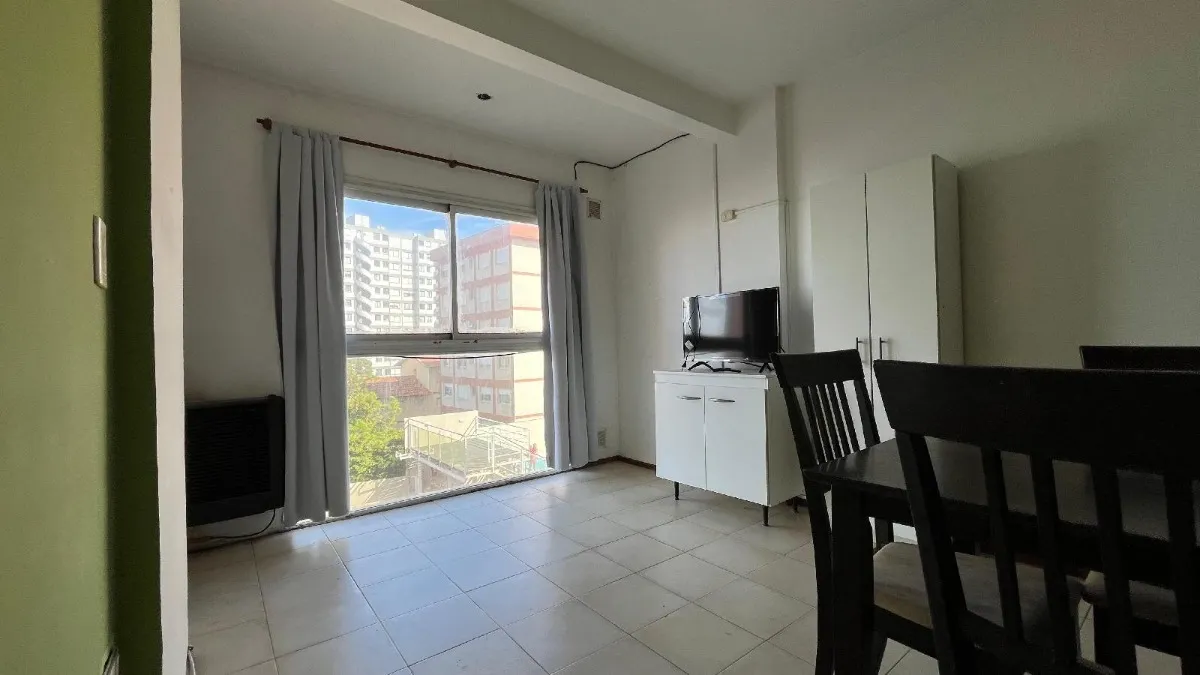 Departamento En Venta En Gesell Centro