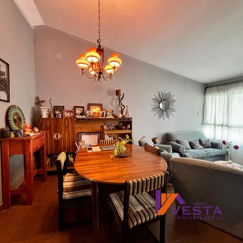 BARRIO PERIODISTA - CASA EN VENTA - ZONA SUR