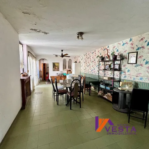 BARRIO PERIODISTA - CASA EN VENTA - ZONA SUR