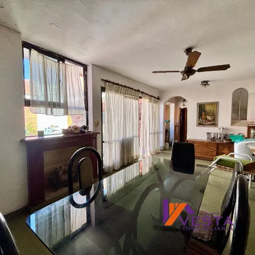BARRIO PERIODISTA - CASA EN VENTA - ZONA SUR