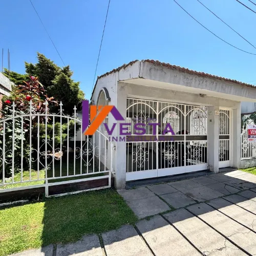 BARRIO PERIODISTA - CASA EN VENTA - ZONA SUR
