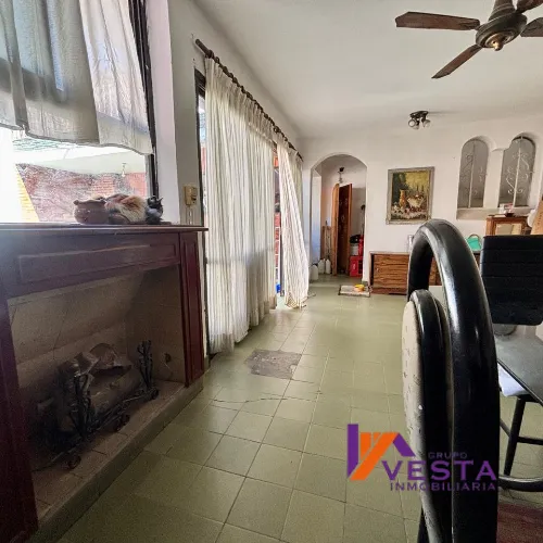 BARRIO PERIODISTA - CASA EN VENTA - ZONA SUR