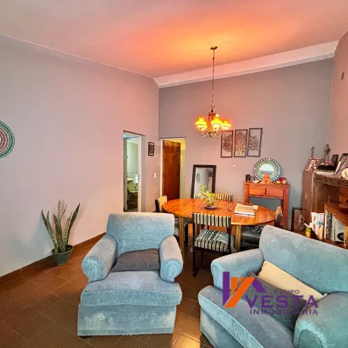BARRIO PERIODISTA - CASA EN VENTA - ZONA SUR