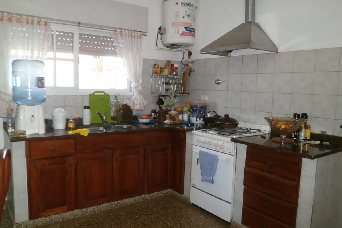 Santa Teresita.  2 Chalet De 3 Ambientes En Barrio Residencial! Gas Conectado.