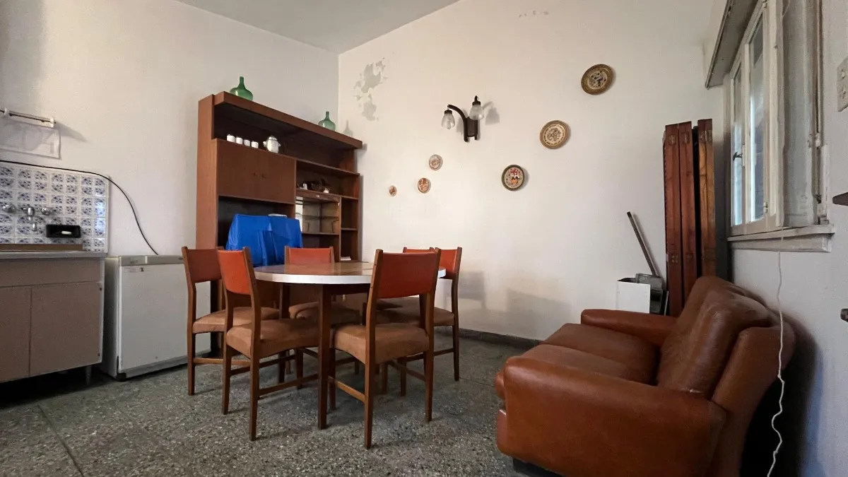 Santa Teresita Se Vende Chalecito En El Centro Con Garage Cubierto [duplicada]