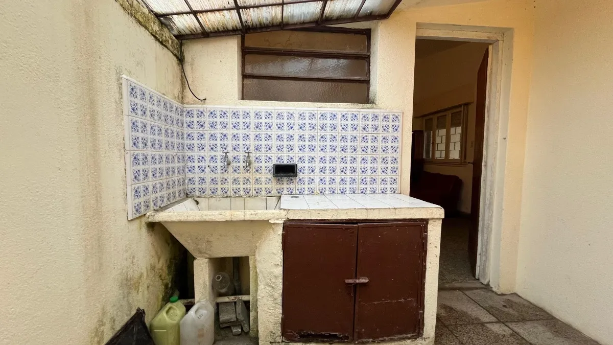 Santa Teresita Se Vende Chalecito En El Centro Con Garage Cubierto [duplicada]