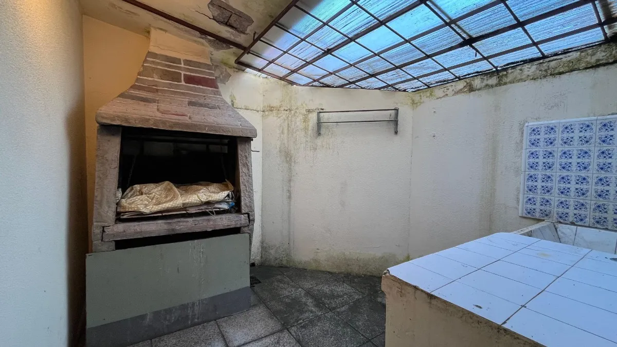 Santa Teresita Se Vende Chalecito En El Centro Con Garage Cubierto [duplicada]