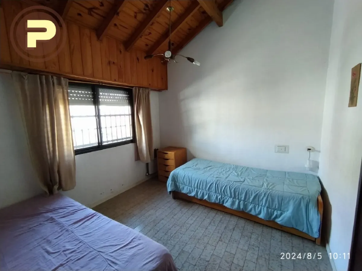 Hermoso Chalet sobre calle 5