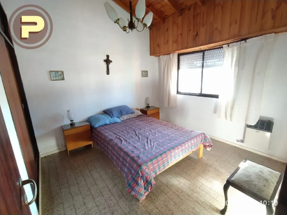 Hermoso Chalet sobre calle 5